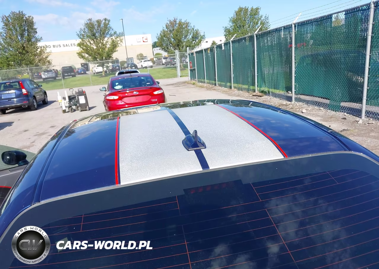 2015 Dodge Challenger R-T Plus VIN:2C3CDZBT4FH888841 - 12
