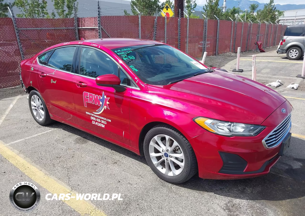 2020 Ford Fusion Se – zdjęcie 1 z 19
