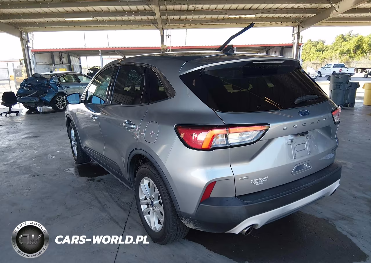 2021 Ford Escape Se VIN:1FMCU0G65MUA58708 - 3