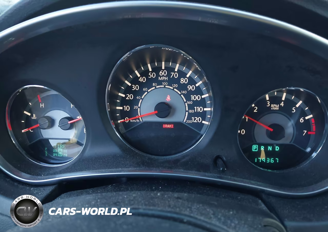 2012 Chrysler 200 Limited VIN:1C3CCBCG9CN254133 - 7