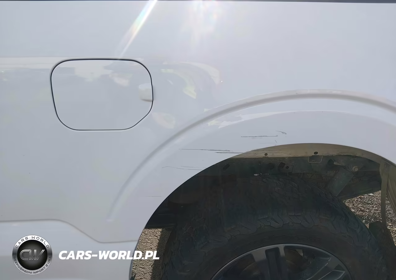 2023 Ford F-150 Lariat VIN:1FTFW1E86PFB99110 - 17