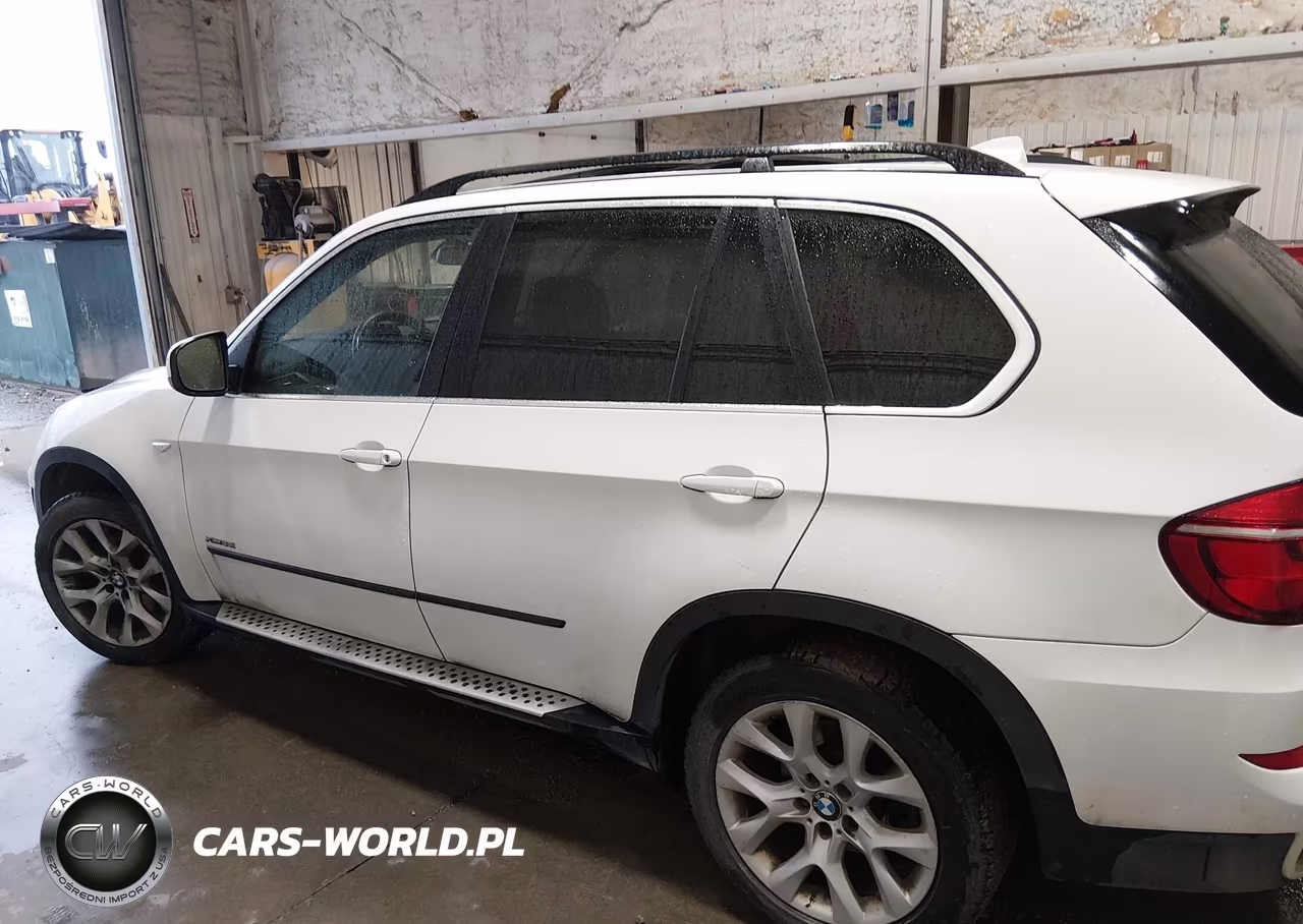 2013 BMW X5 xDrive35I VIN:5UXZV4C53D0B09504 - 14