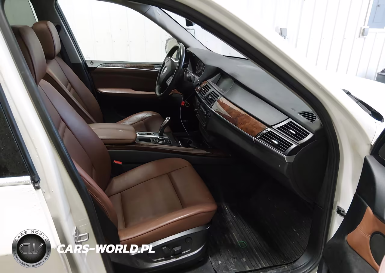 2013 BMW X5 xDrive35I VIN:5UXZV4C53D0B09504 - 5