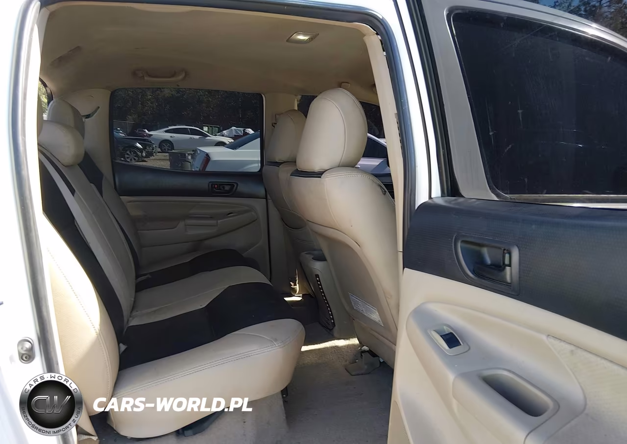 2011 Toyota Tacoma Base V6 VIN:5TFLU4ENXBX003236 - 8