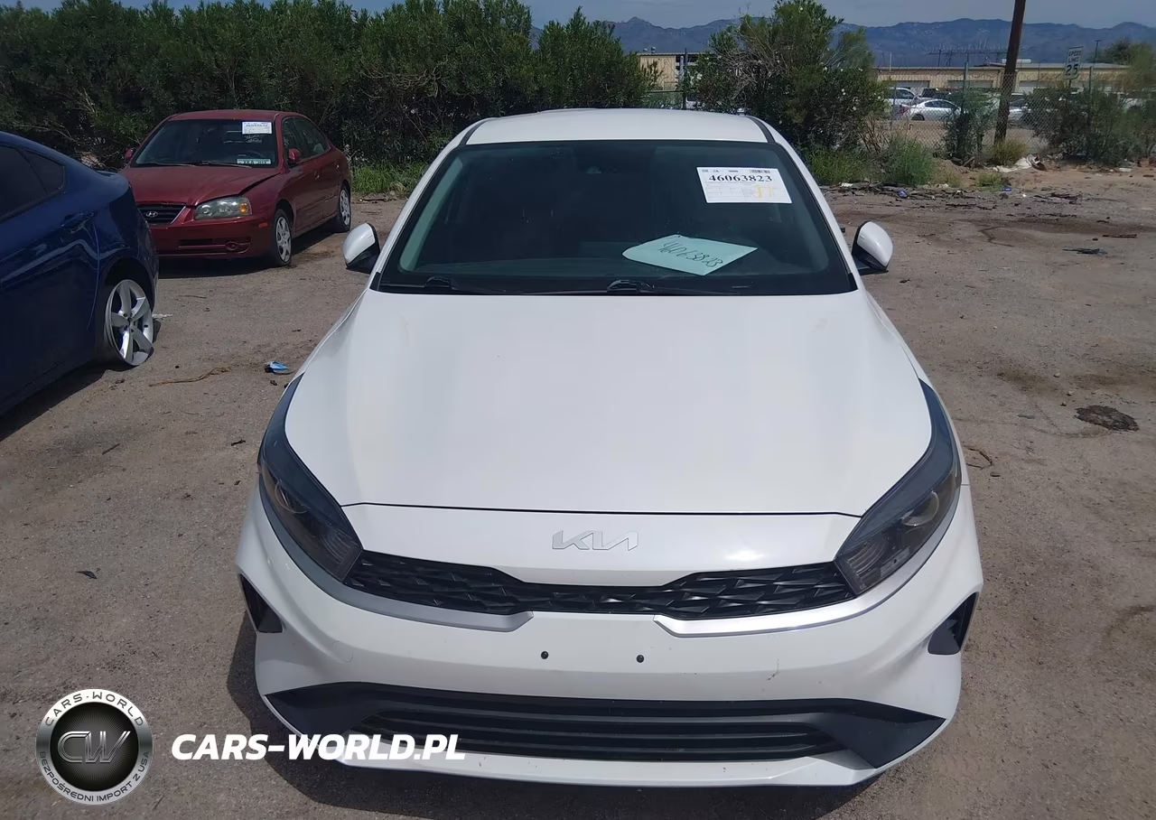 2023 Kia Forte Lxs VIN:3KPF24AD1PE675161 - 12