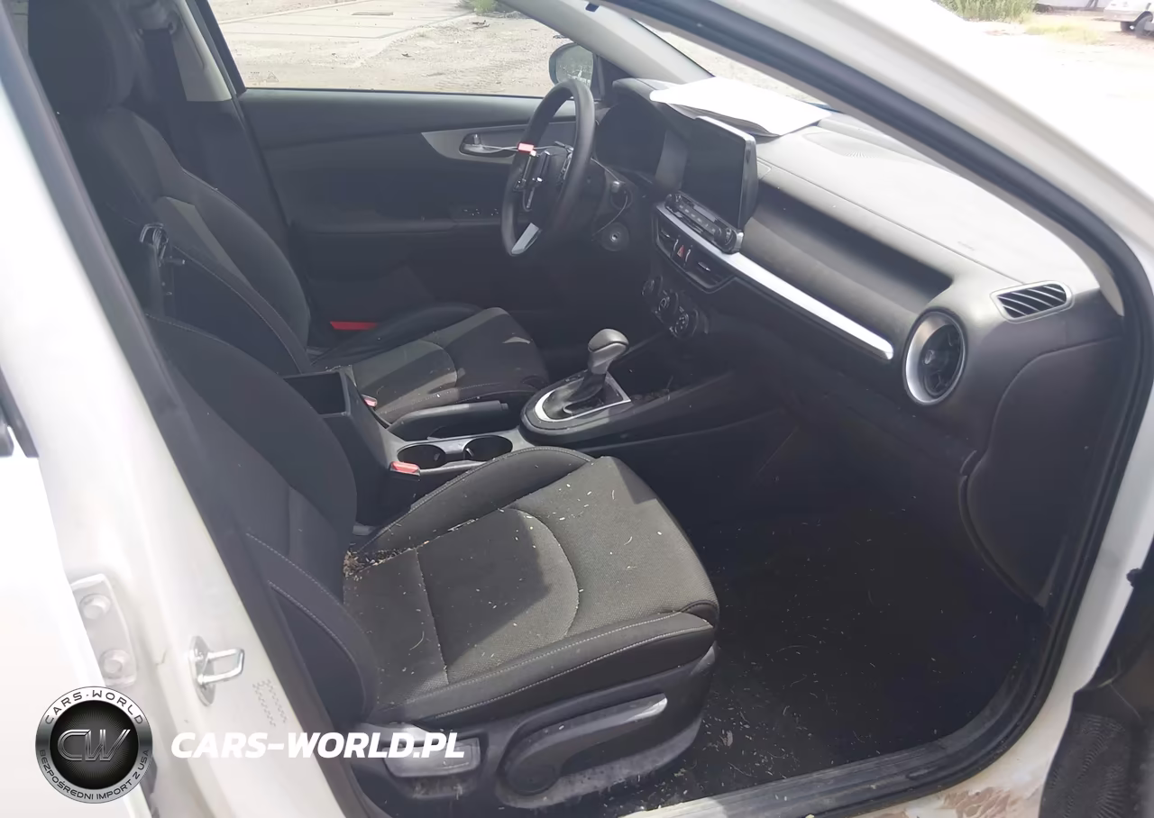 2023 Kia Forte Lxs VIN:3KPF24AD1PE675161 - 5