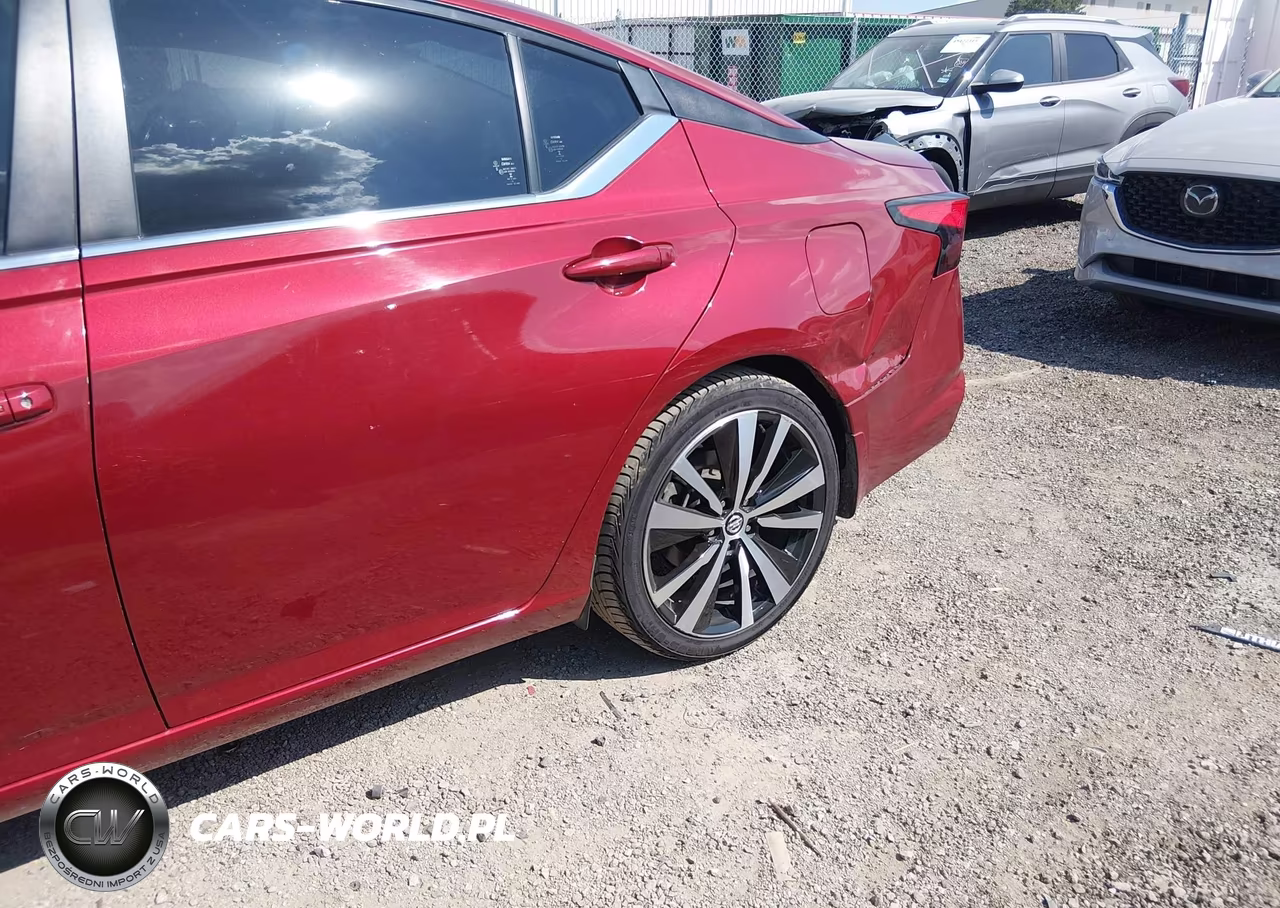 2019 Nissan Altima 2.5 Sr VIN:1N4BL4CV2KN319846 - 17