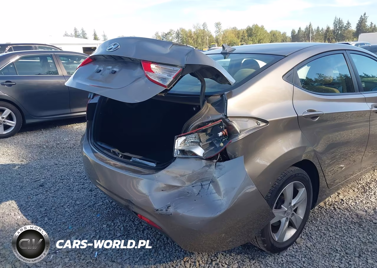 2013 Hyundai Elantra Gls VIN:5NPDH4AE5DH355413 - 6