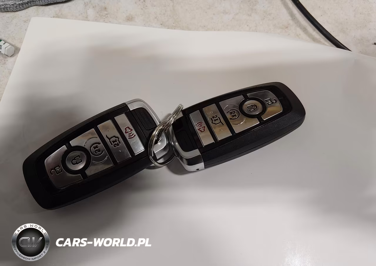 2025 Ford Escape St-Line Select VIN:1FMCU9NZXSUA50683 - 11