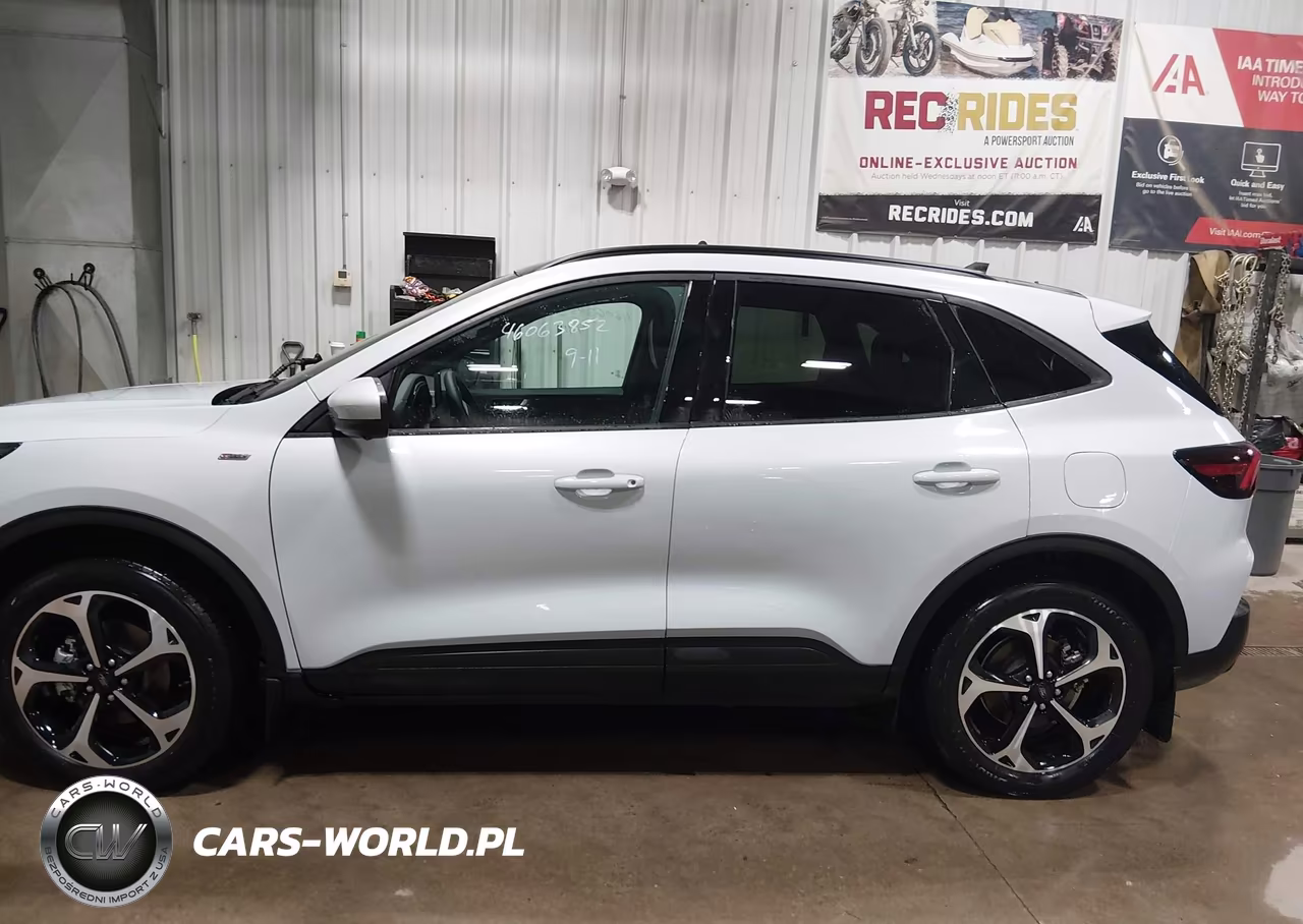2025 Ford Escape St-Line Select VIN:1FMCU9NZXSUA50683 - 14