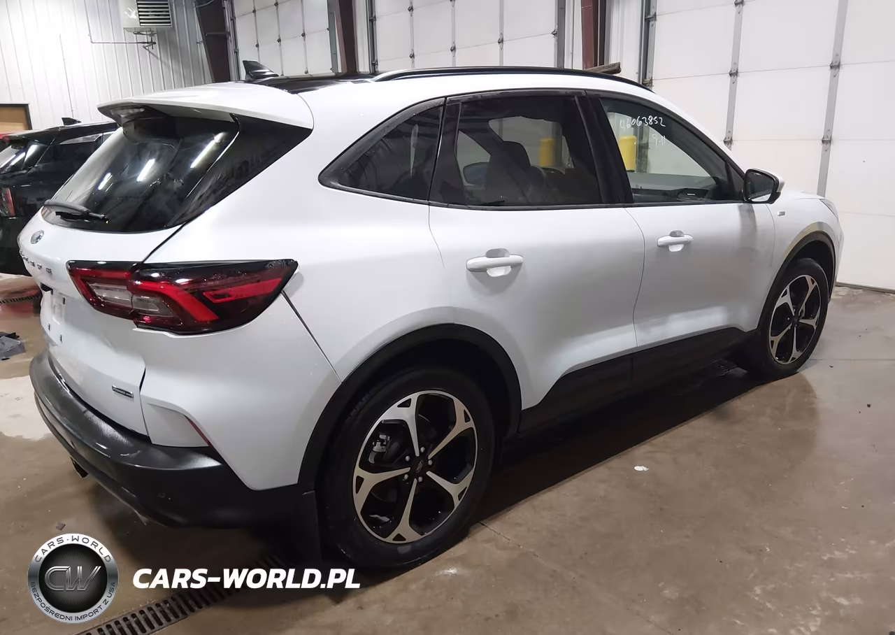 2025 Ford Escape St-Line Select VIN:1FMCU9NZXSUA50683 - 4