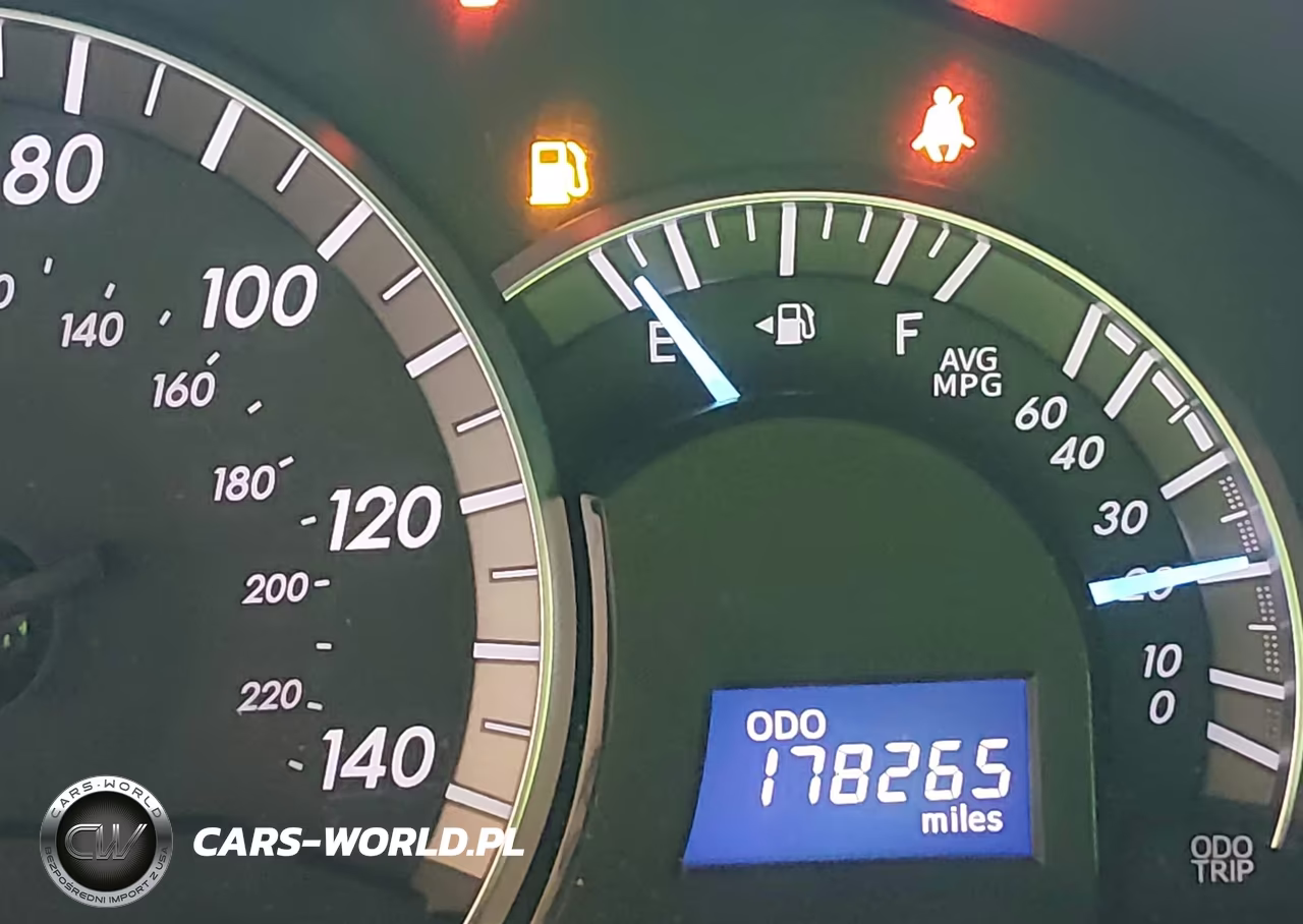 2014 Toyota Camry Se VIN:4T1BF1FK6EU770365 - 15