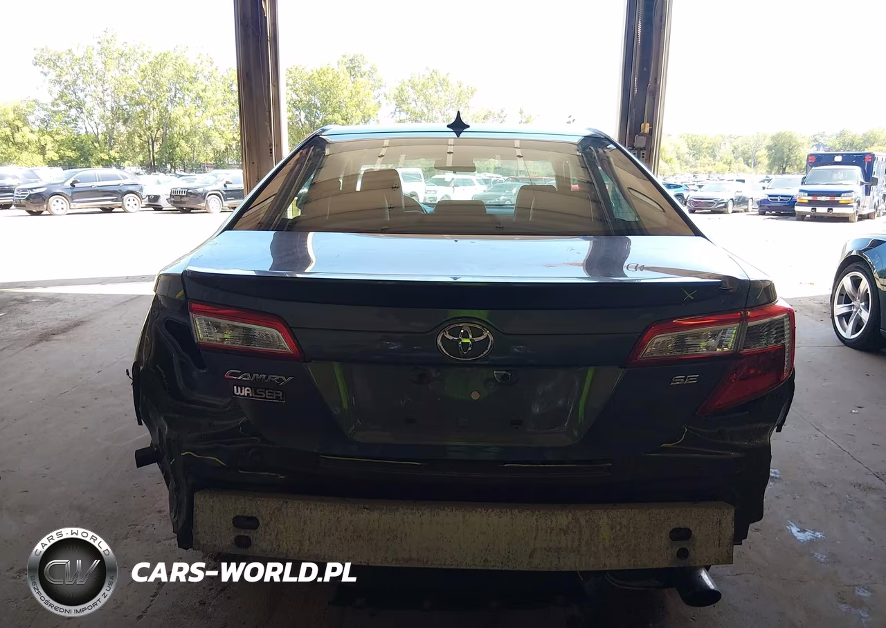 2014 Toyota Camry Se VIN:4T1BF1FK6EU770365 - 16