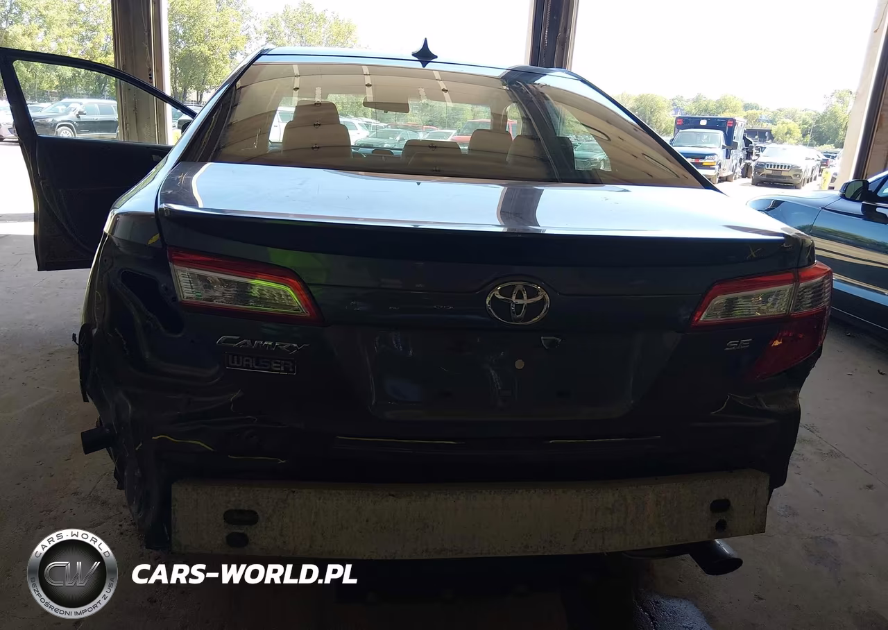 2014 Toyota Camry Se VIN:4T1BF1FK6EU770365 - 6