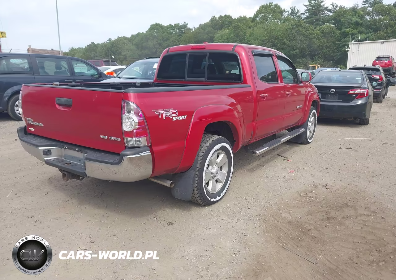 2009 Toyota Tacoma Base V6 VIN:3TMMU52N29M008882 - 4