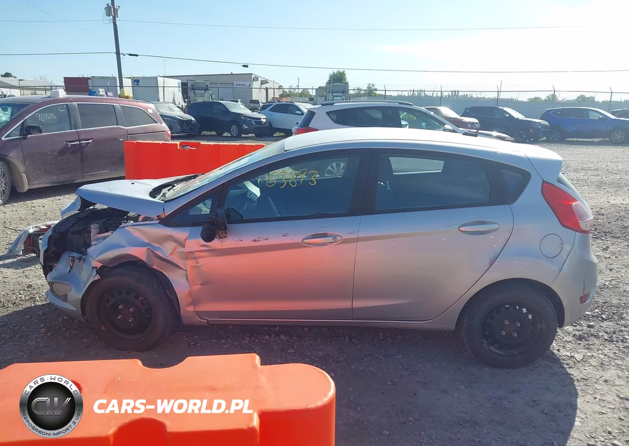 2016 Ford Fiesta S VIN:3FADP4TJXGM185664 - 14