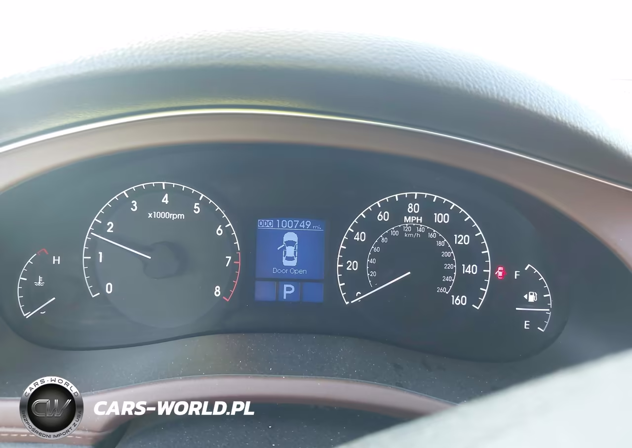 2013 Hyundai Genesis 3.8 VIN:KMHGC4DDXDU256456 - 7