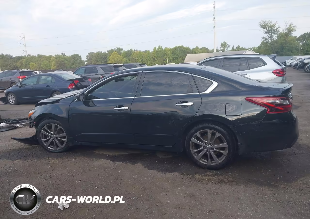 2018 Nissan Altima 2.5 Sr VIN:1N4AL3APXJC262168 - 13