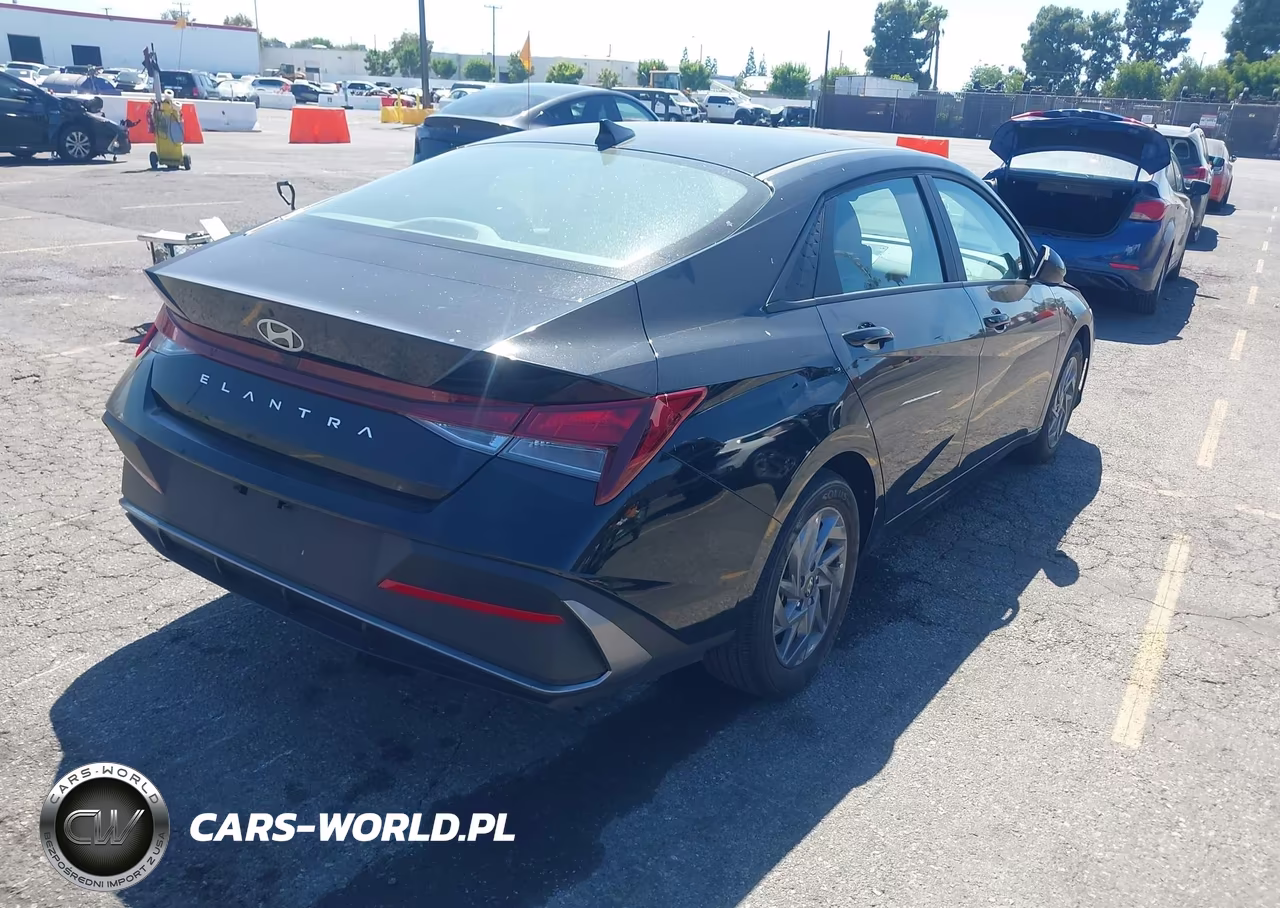2024 Hyundai Elantra Sel VIN:KMHLM4DG5RU842012 - 4