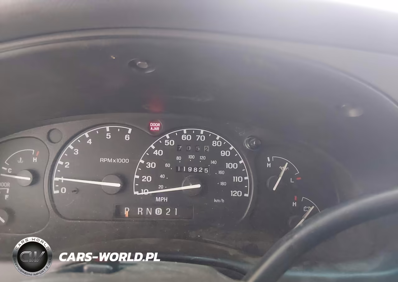 2000 Mercury Mountaineer VIN:4M2ZU86P8YUJ35465 - 7