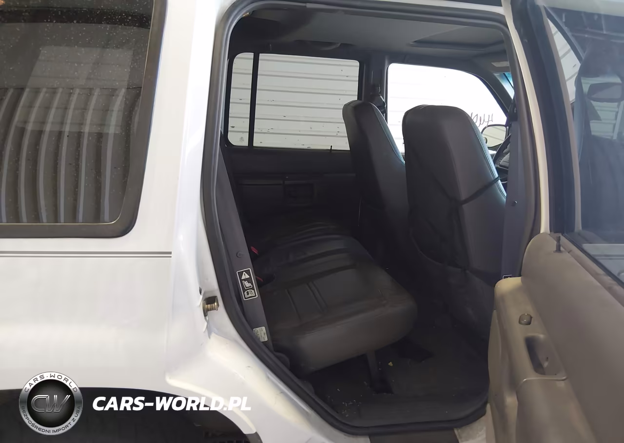 2000 Mercury Mountaineer VIN:4M2ZU86P8YUJ35465 - 8