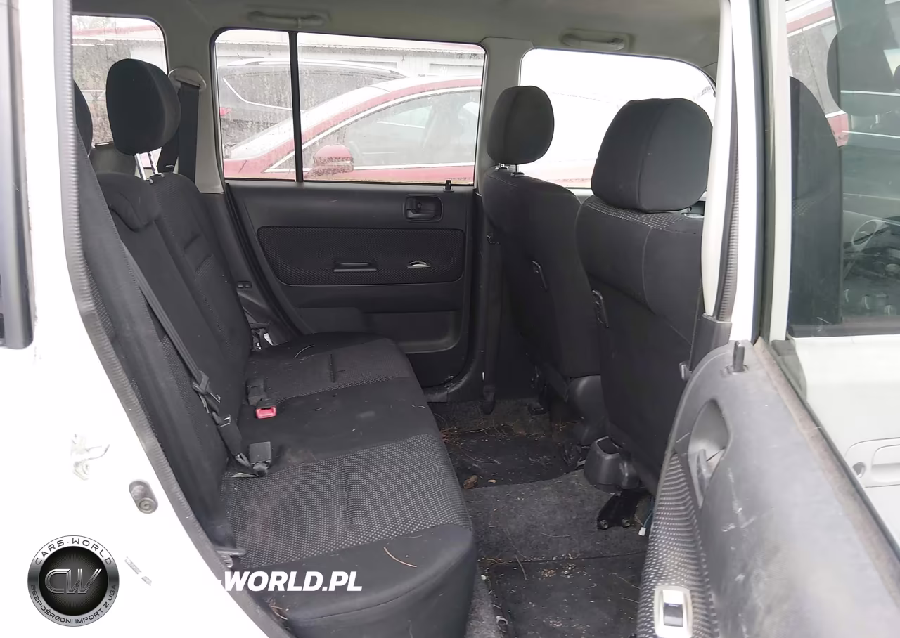 2005 Scion Xb VIN:JTLKT334254019833 - 8