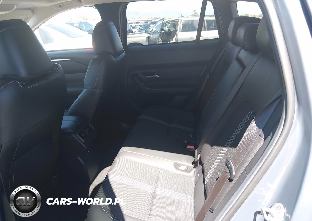 2026 Mazda Cx-50 Hybrid Preferred VIN:7MMVAABW7TN155372 - 8