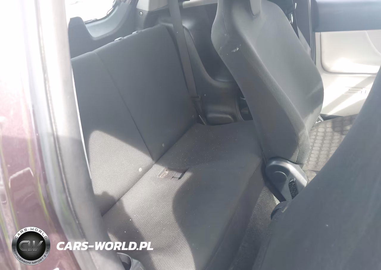 2013 Scion Iq VIN:JTNJJXB09DJ022646 - 8
