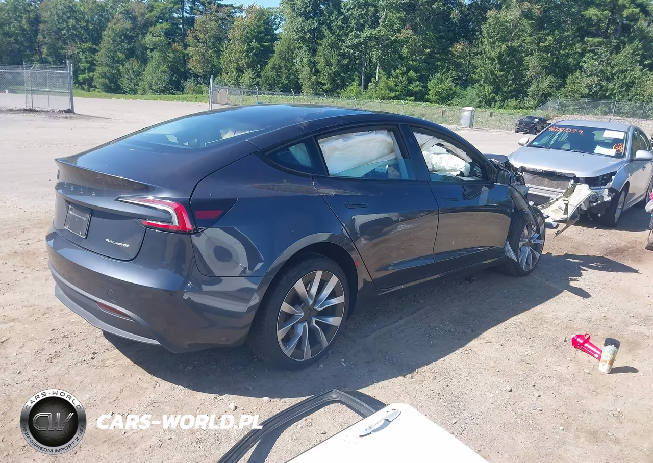 2025 Tesla Model 3 Long Range All-Wheel Drive VIN:5YJ3E1EB4SF979041 - 4