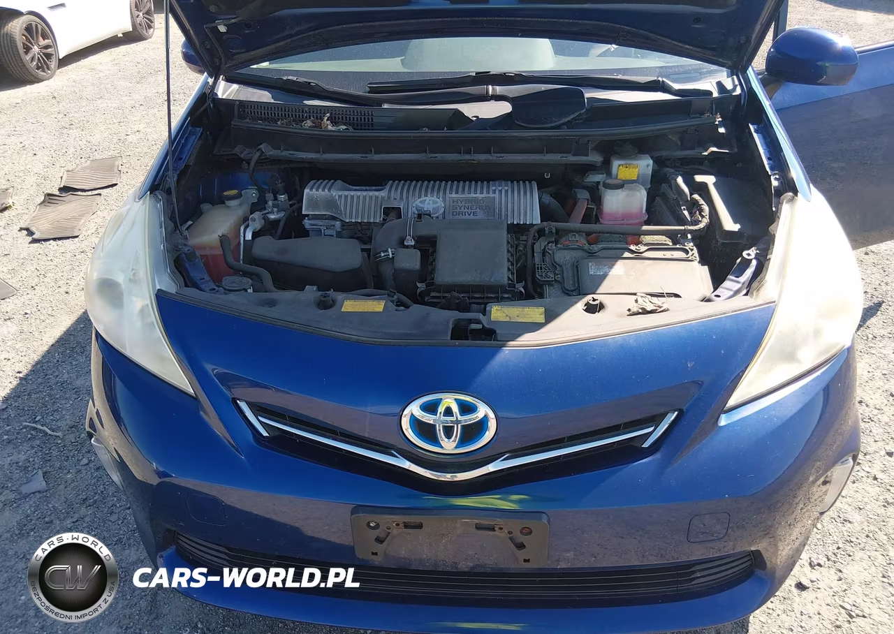 2013 Toyota Prius V Two VIN:JTDZN3EU3D3275498 - 10