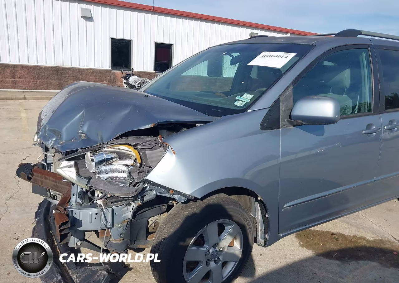 2004 Toyota Sienna Xle VIN:5TDZA22C14S071637 - 12