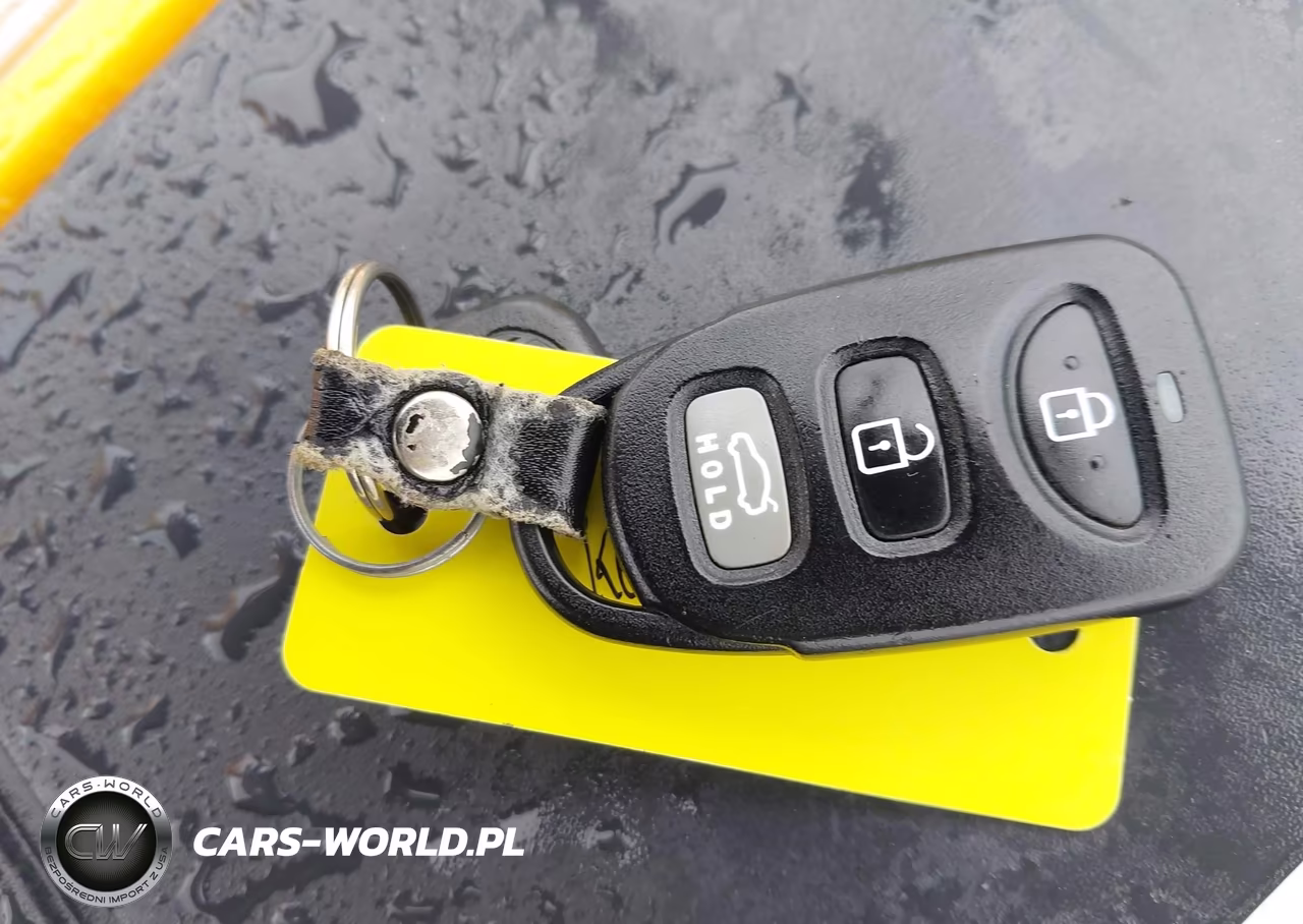 2020 Hyundai Elantra Sel VIN:5NPD84LFXLH557832 - 11