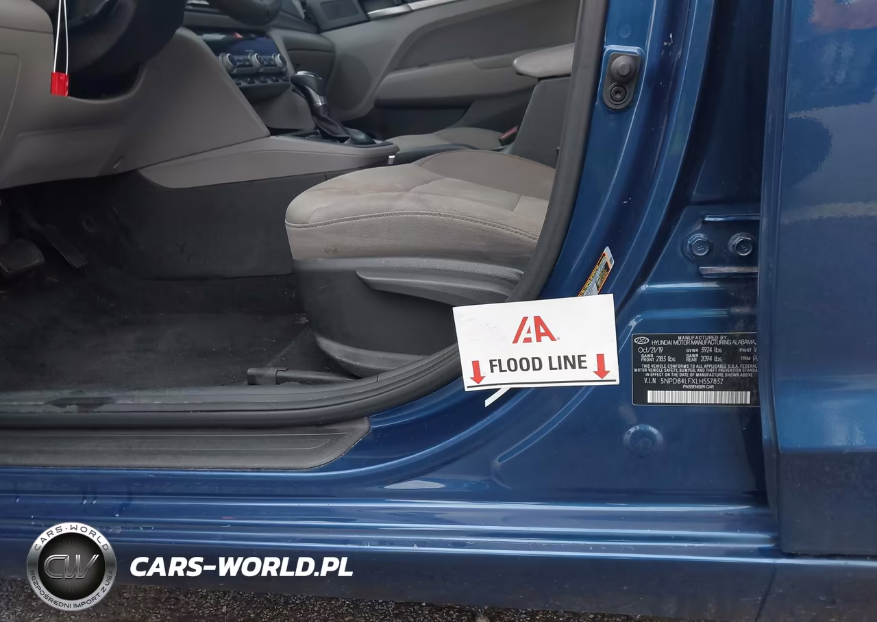 2020 Hyundai Elantra Sel VIN:5NPD84LFXLH557832 - 12