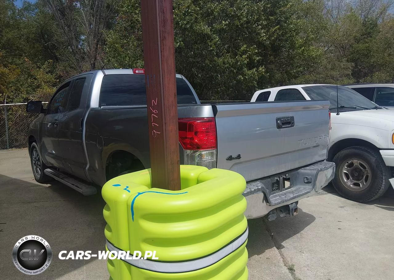 2010 Toyota Tundra Grade 4.6L V8 VIN:5TFRM5F14AX015294 - 3