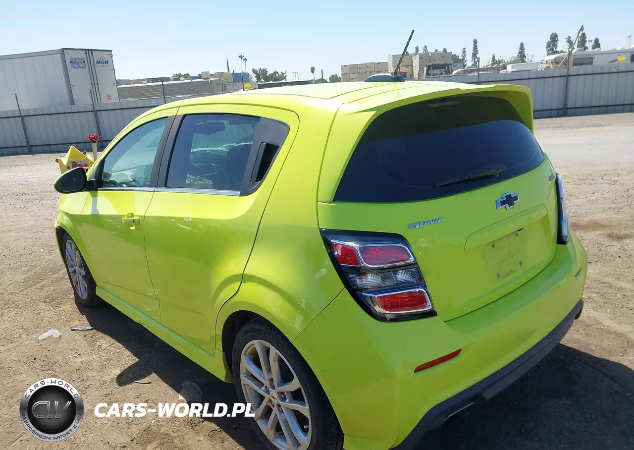 2019 Chevrolet Sonic Lt Auto VIN:1G1JD6SB8K4112284 - 3