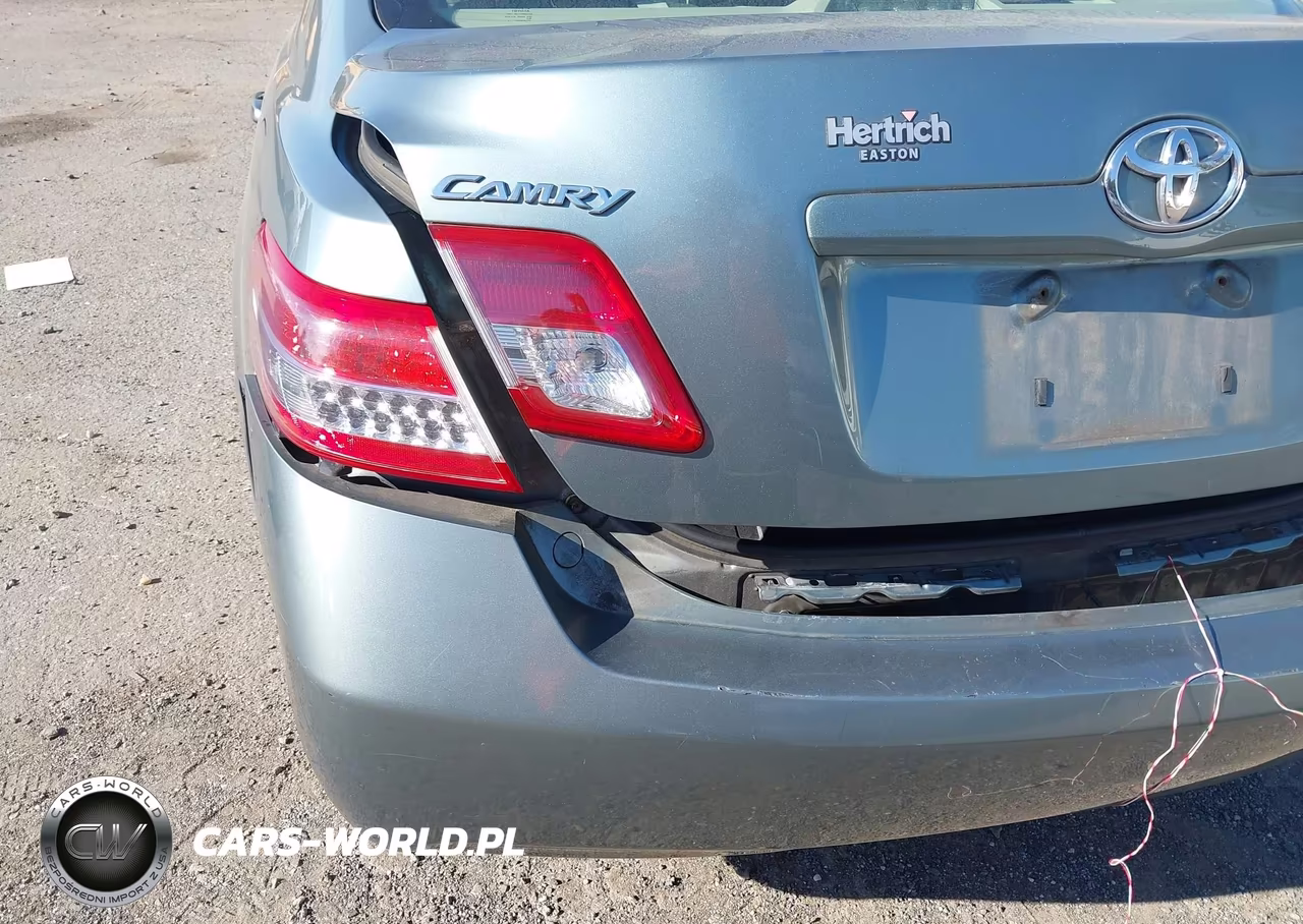 2011 Toyota Camry Le VIN:4T1BF3EK5BU670119 - 17