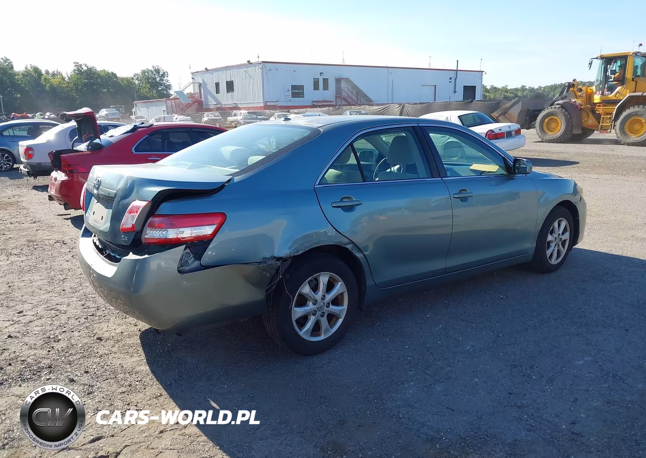2011 Toyota Camry Le VIN:4T1BF3EK5BU670119 - 4