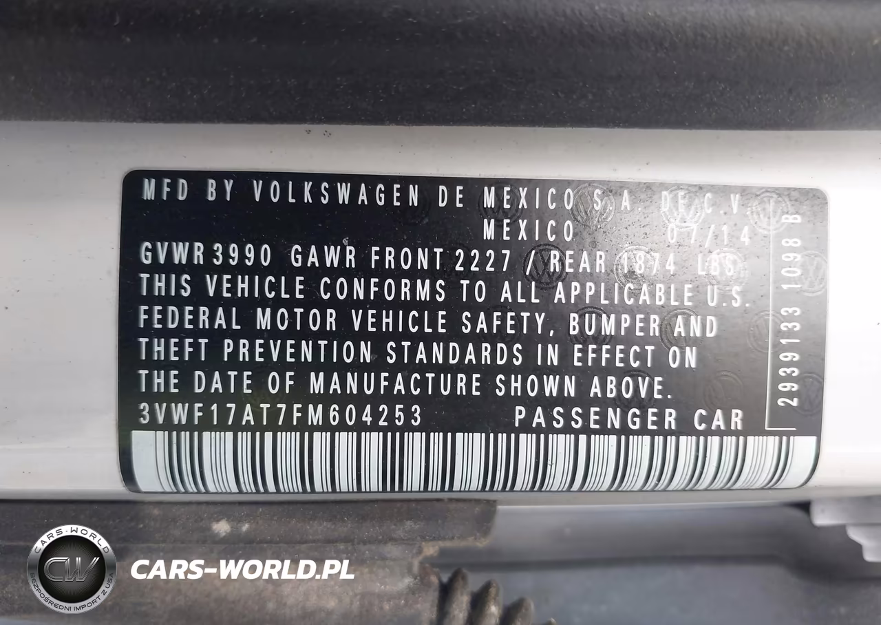 2015 Volkswagen Beetle Coupe 1.8T Fleet Edition VIN:3VWF17AT7FM604253 - 9