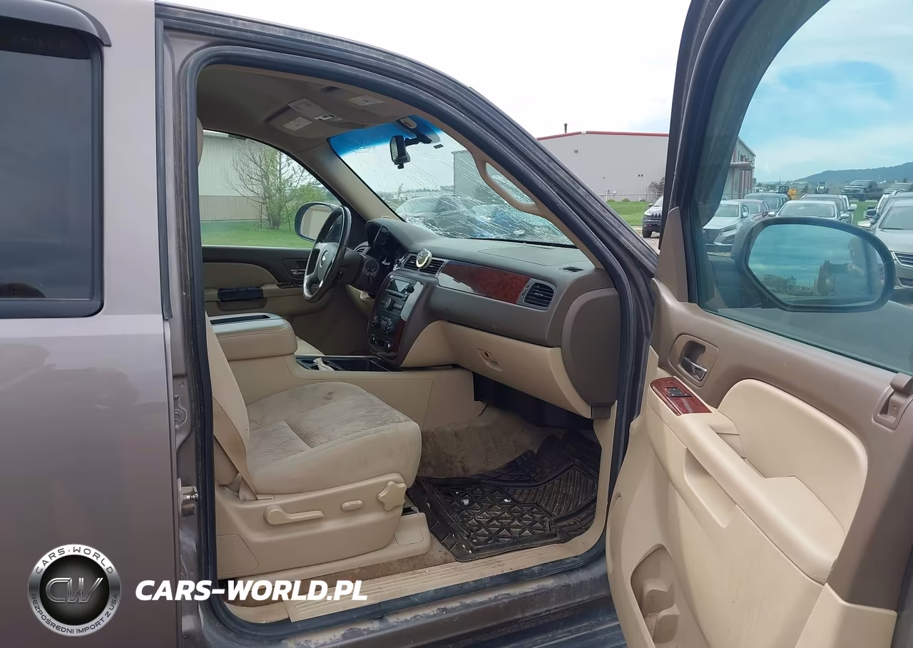 2013 Chevrolet Tahoe Ls VIN:1GNSKAE06DR343664 - 5