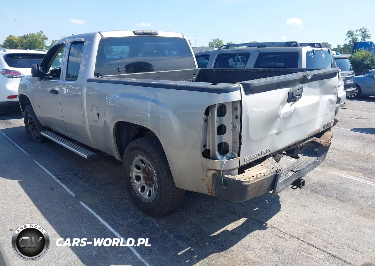 2008 GMC Sierra 1500 Work Truck VIN:2GTEC19C881212158 - 3