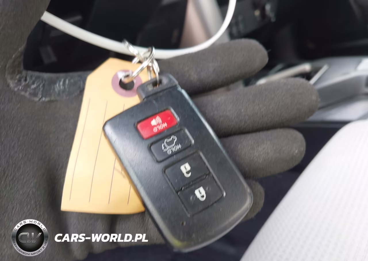 2018 Toyota Rav4 Xle VIN:JTMRFREV8JJ252105 - 11