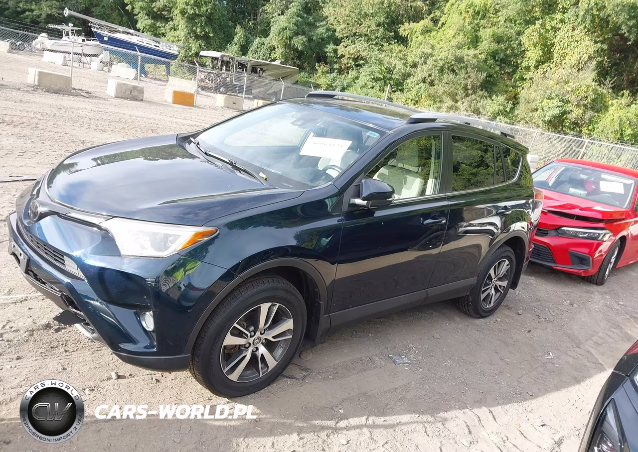 2018 Toyota Rav4 Xle VIN:JTMRFREV8JJ252105 - 14