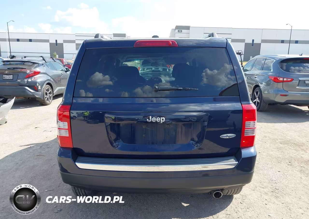 2017 Jeep Patriot High Altitude Fwd VIN:1C4NJPFA4HD161709 - 16