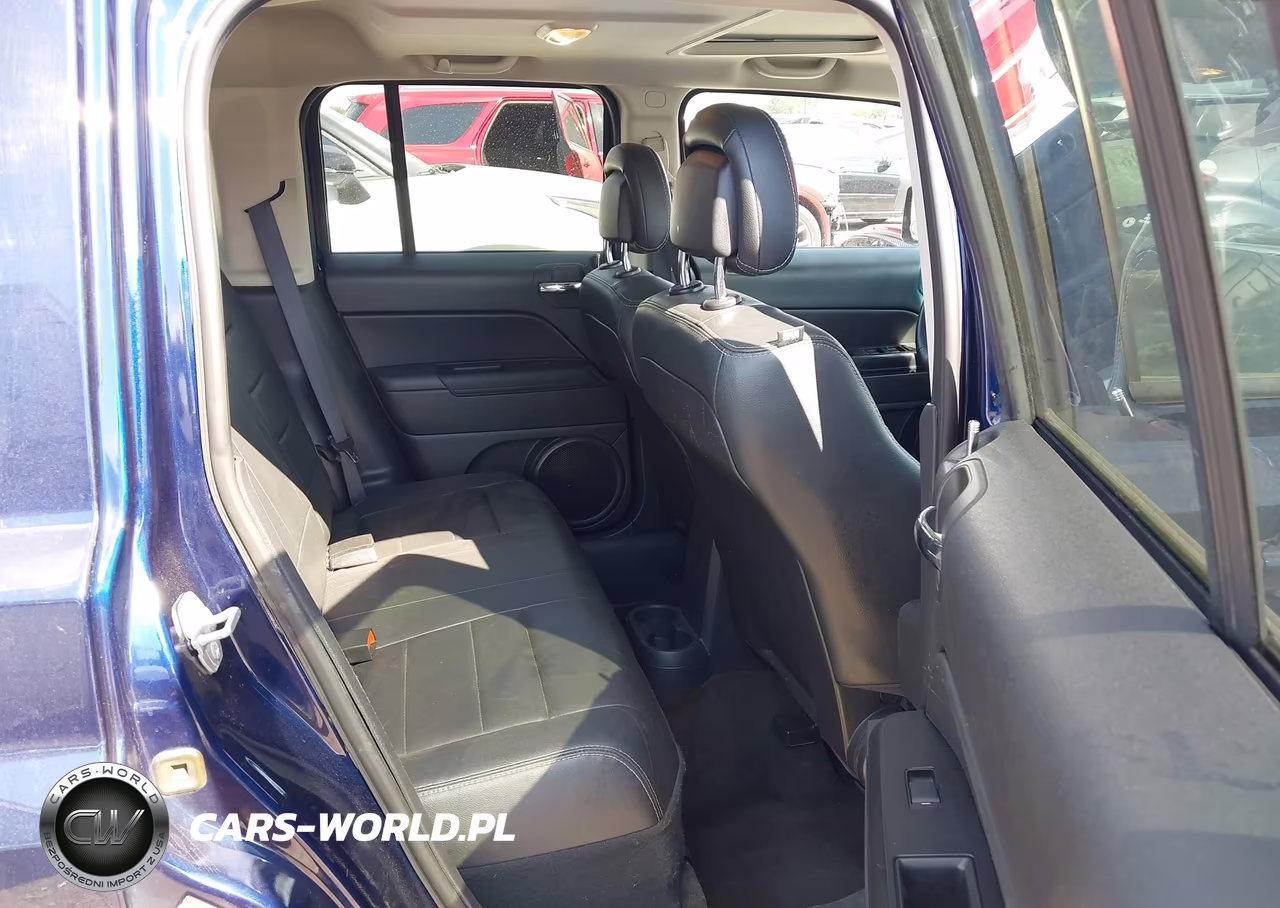 2017 Jeep Patriot High Altitude Fwd VIN:1C4NJPFA4HD161709 - 8