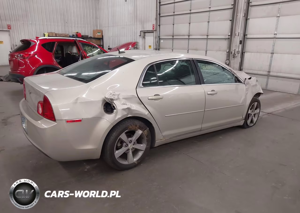 2011 Chevrolet Malibu 1Lt VIN:1G1ZC5E14BF312439 - 4
