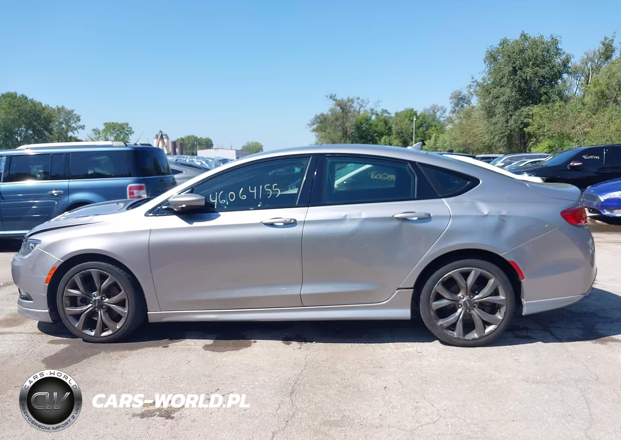 2016 Chrysler 200 S VIN:1C3CCCBG5GN110026 - 15