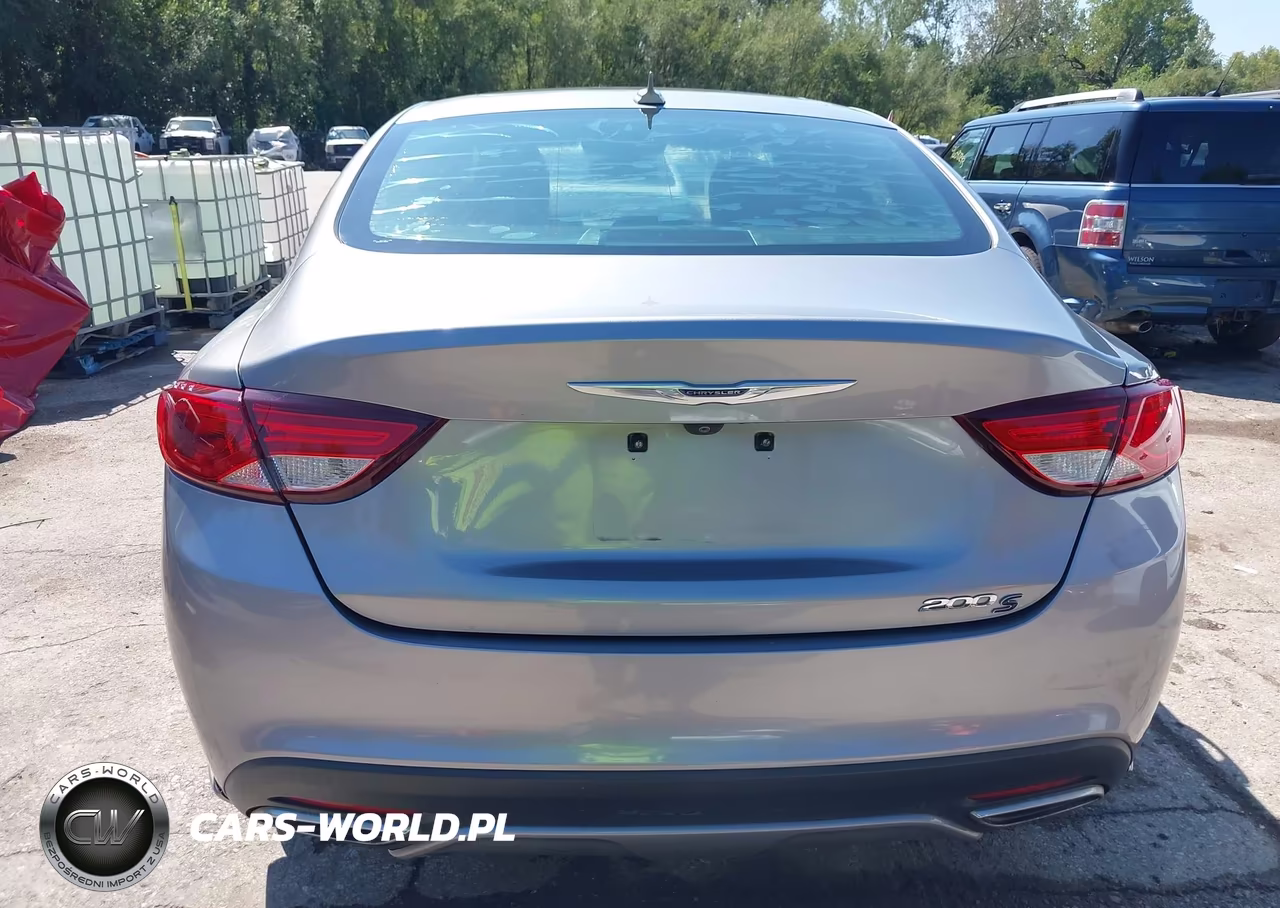 2016 Chrysler 200 S VIN:1C3CCCBG5GN110026 - 17