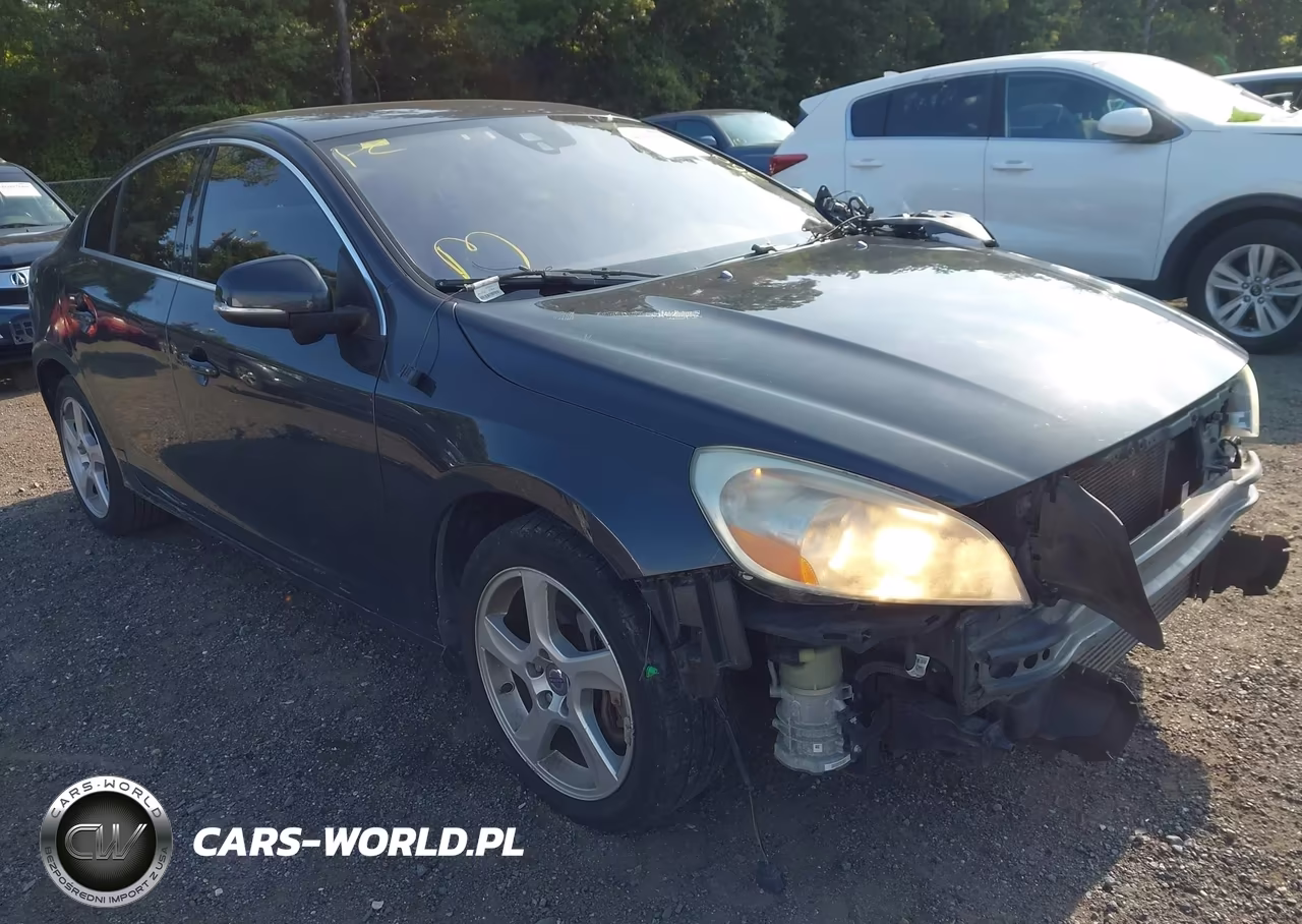 2013 Volvo S60 T5 VIN:YV1612FS5D2219990 - 1