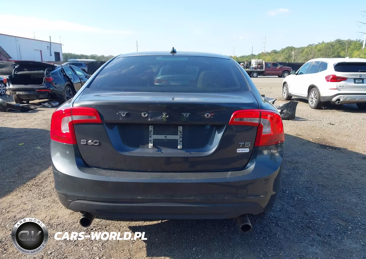 2013 Volvo S60 T5 VIN:YV1612FS5D2219990 - 17
