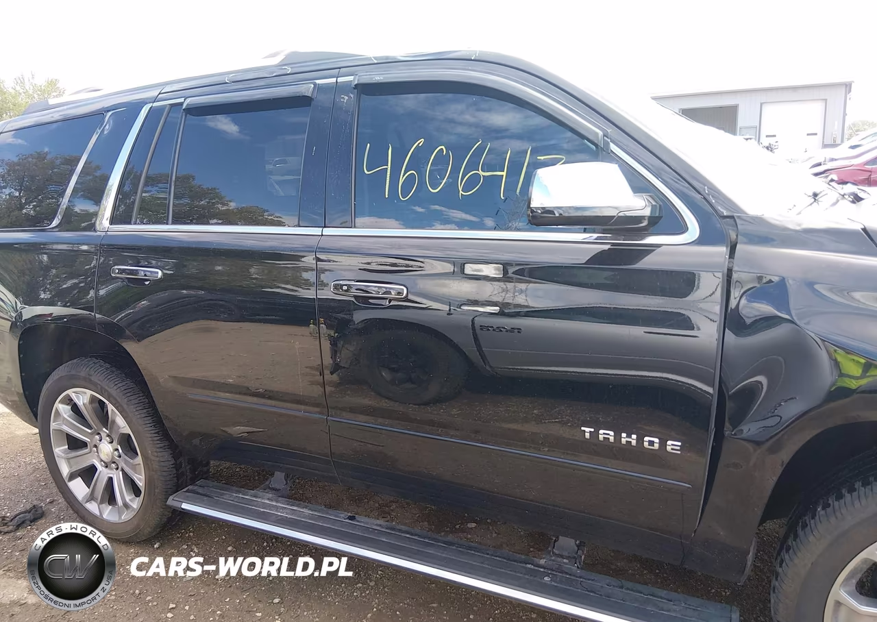 2017 Chevrolet Tahoe Premier VIN:1GNSKCKC8HR145880 - 13